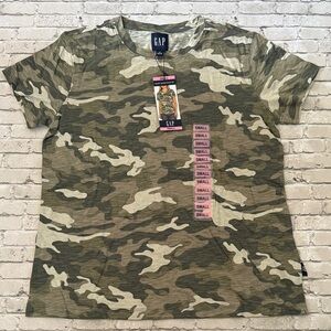 GAP Wonens Green Camouflage Short Sleeve Tee